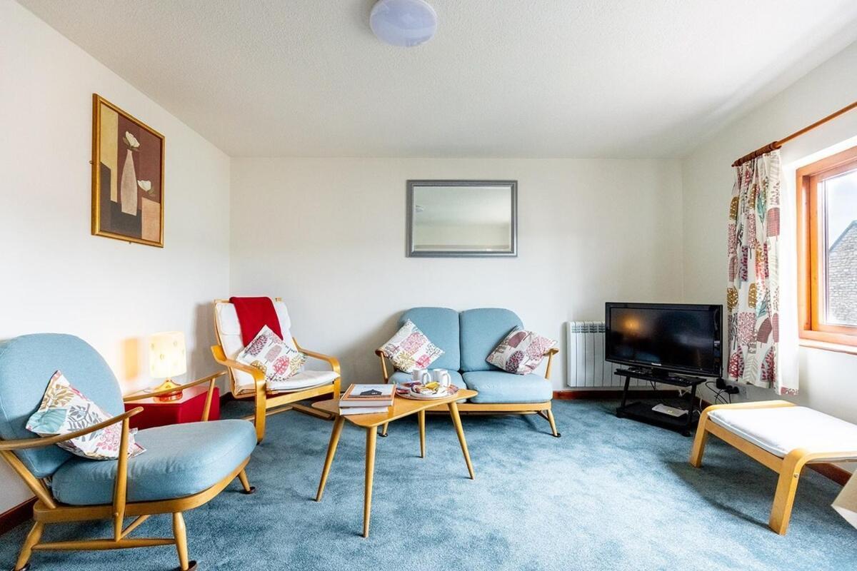 Katherines Court - Spacious Apartment With Rolling Hill Views كندال المظهر الخارجي الصورة